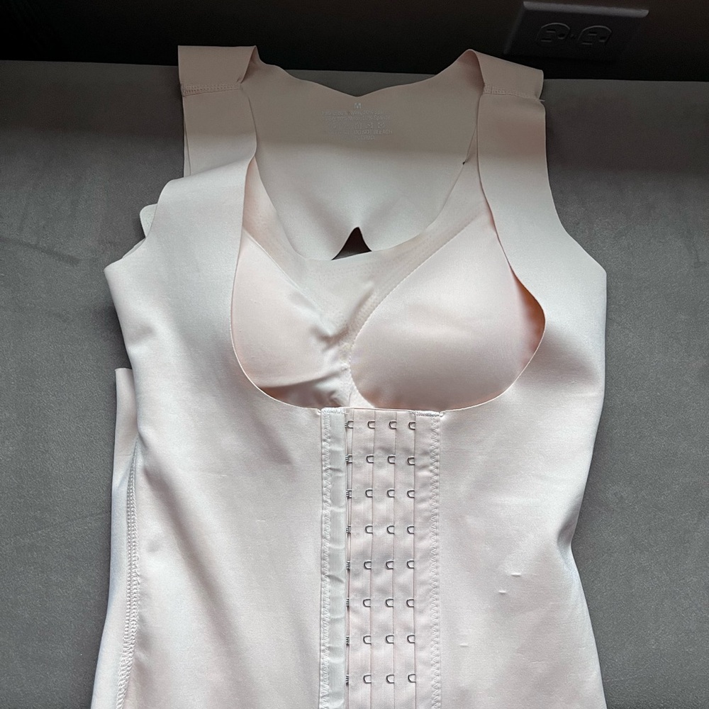 3 in 1 Sleek Cream Shapewear